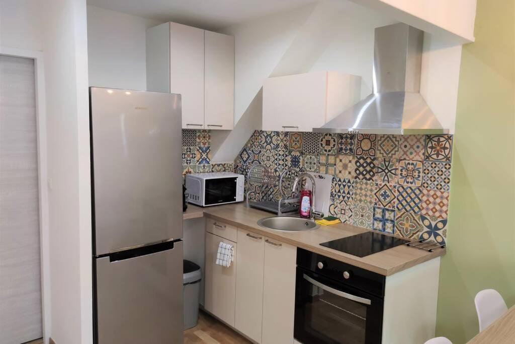 Ferienwohnung Joli T2 Proche Vieux-Port, Terrasses Du Port Et Metro Joliette Marseilles Exterior foto