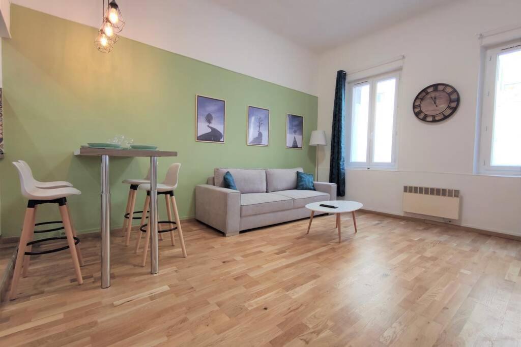 Ferienwohnung Joli T2 Proche Vieux-Port, Terrasses Du Port Et Metro Joliette Marseilles Exterior foto