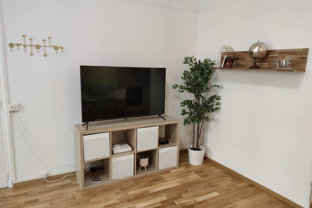 Ferienwohnung Joli T2 Proche Vieux-Port, Terrasses Du Port Et Metro Joliette Marseilles Exterior foto