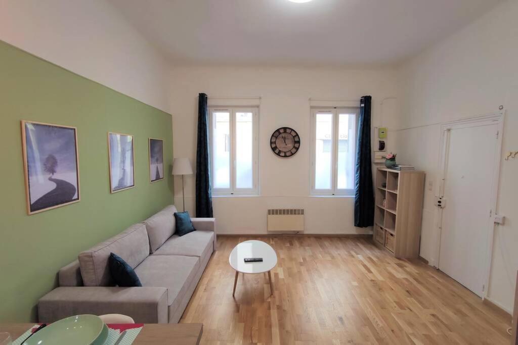 Ferienwohnung Joli T2 Proche Vieux-Port, Terrasses Du Port Et Metro Joliette Marseilles Exterior foto