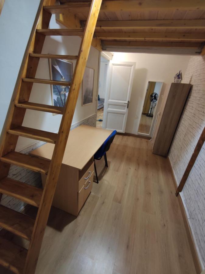Ferienwohnung Joli T2 Proche Vieux-Port, Terrasses Du Port Et Metro Joliette Marseilles Exterior foto